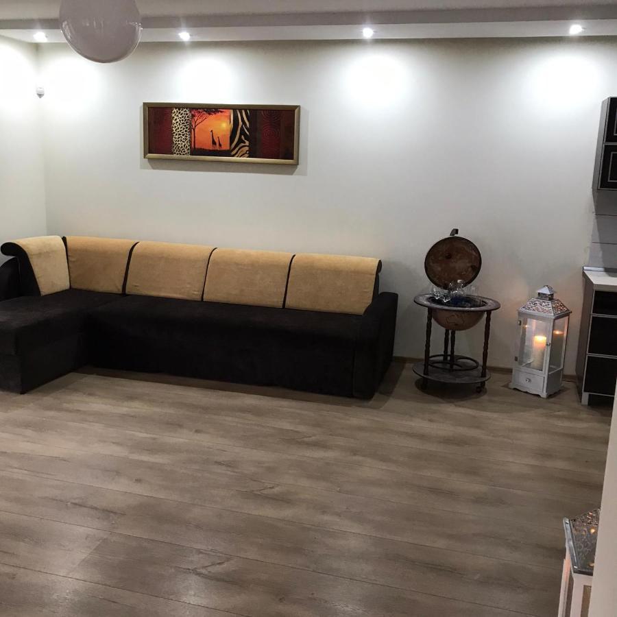 Urokliwy Domek Nad Brzegiem Jeziora Lubiatów المظهر الخارجي الصورة